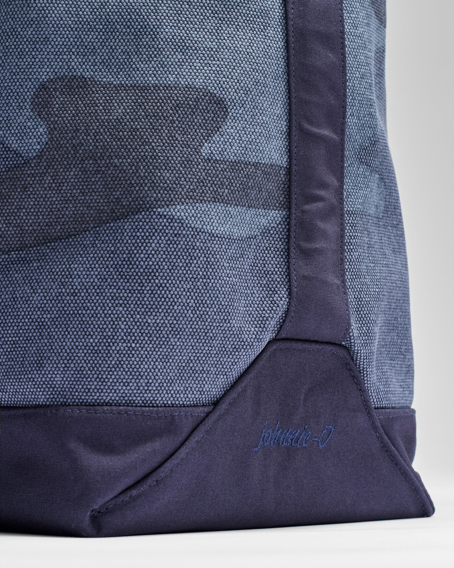 Camo Zip Tote Bag - Image 5