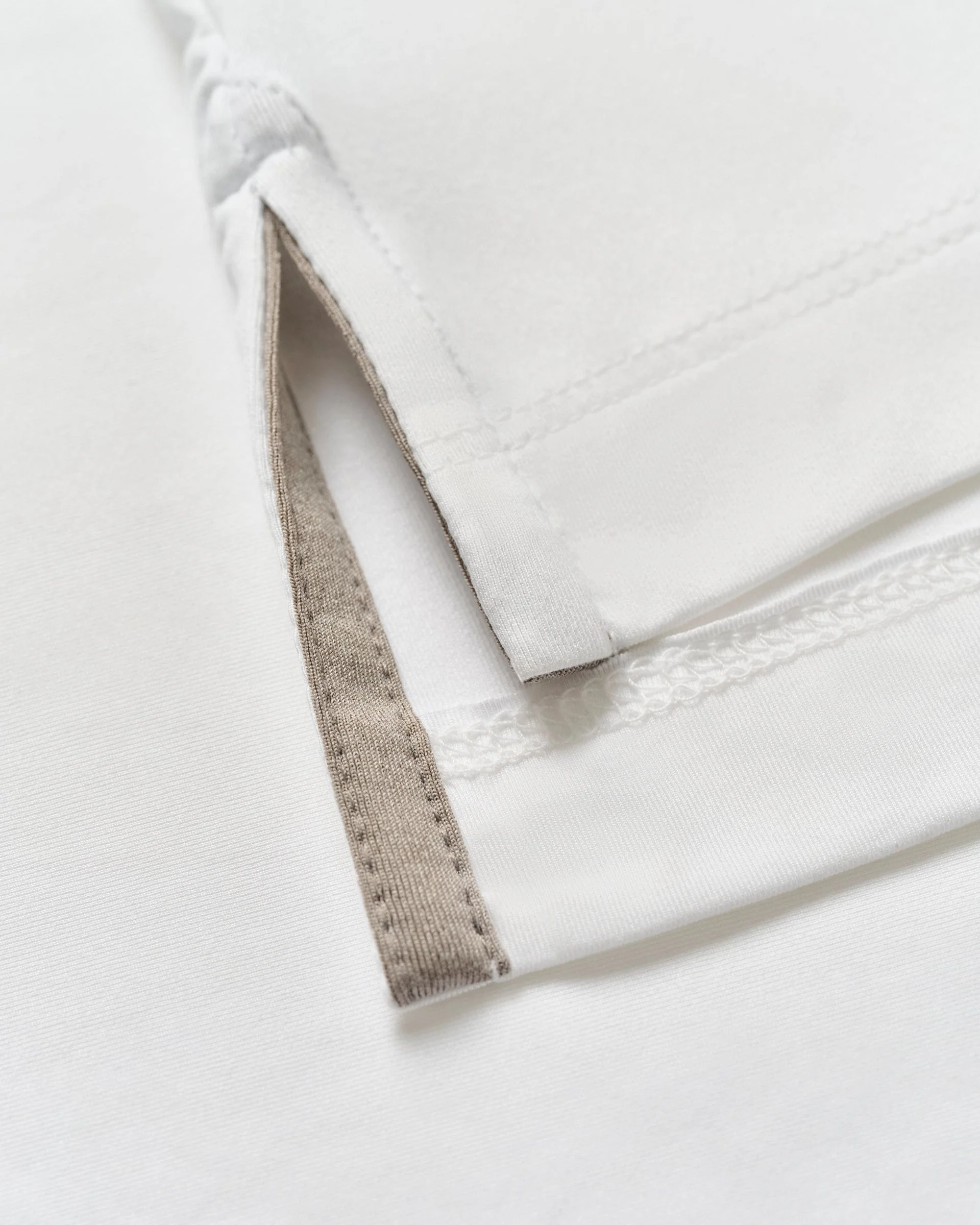 Performance Featherweight Polo - Huronn - Image 11