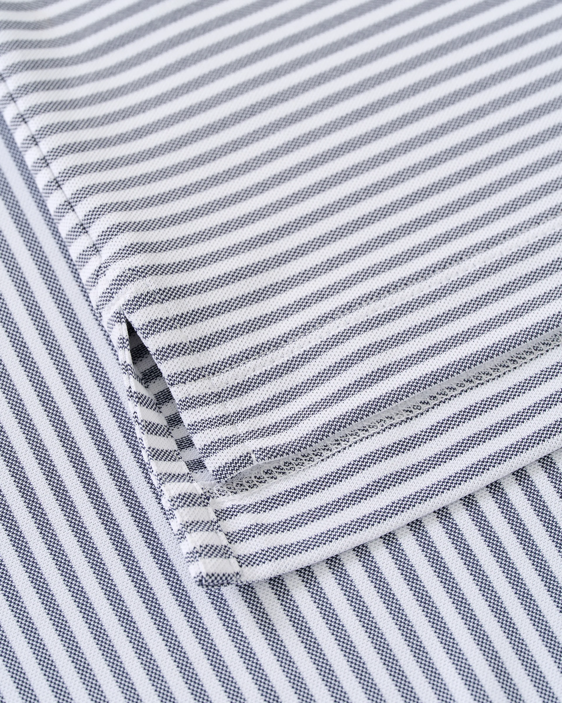 Performance Mesh Polo - Cruz Stripe - Image 6