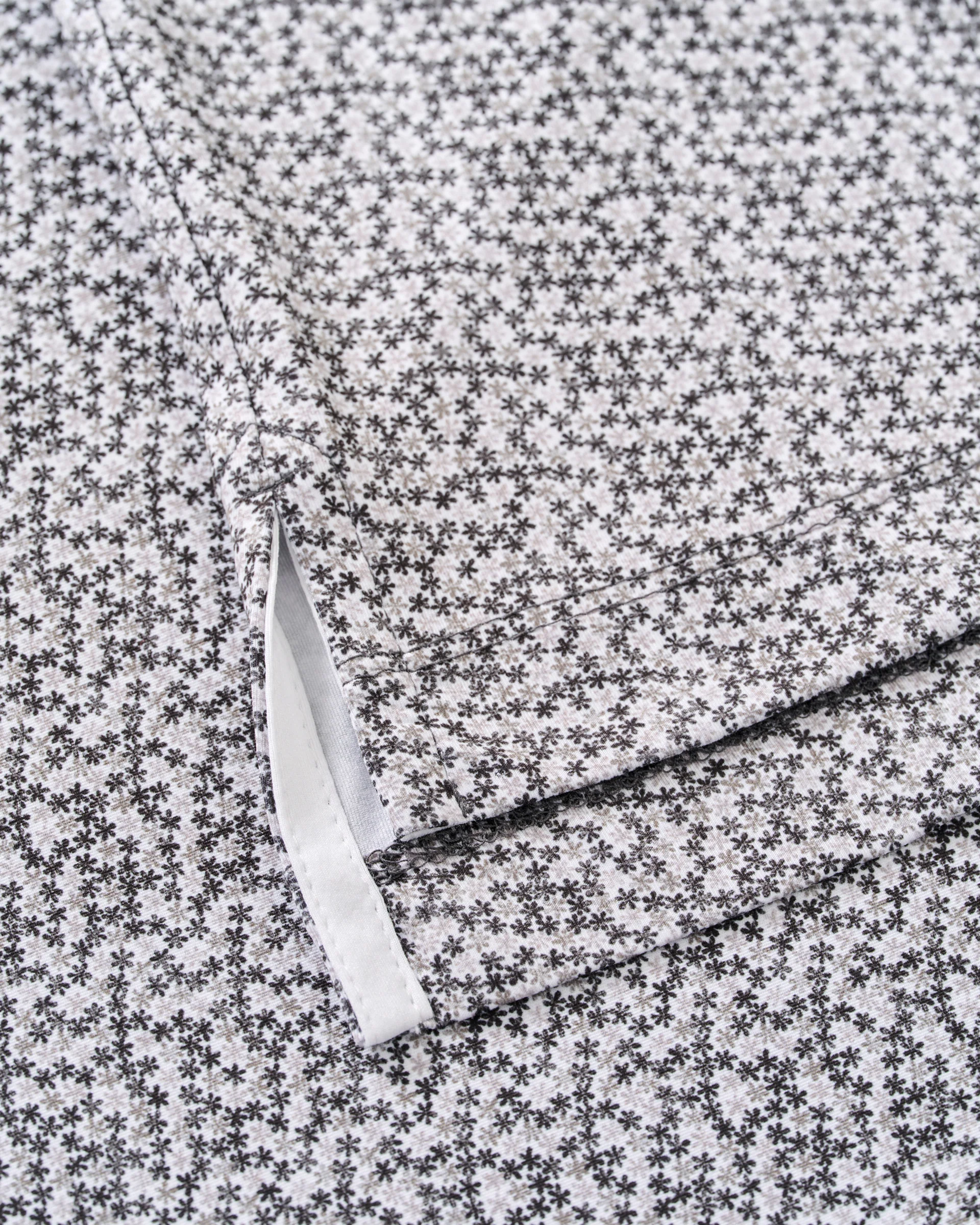Performance Featherweight Polo - Petals - Image 8
