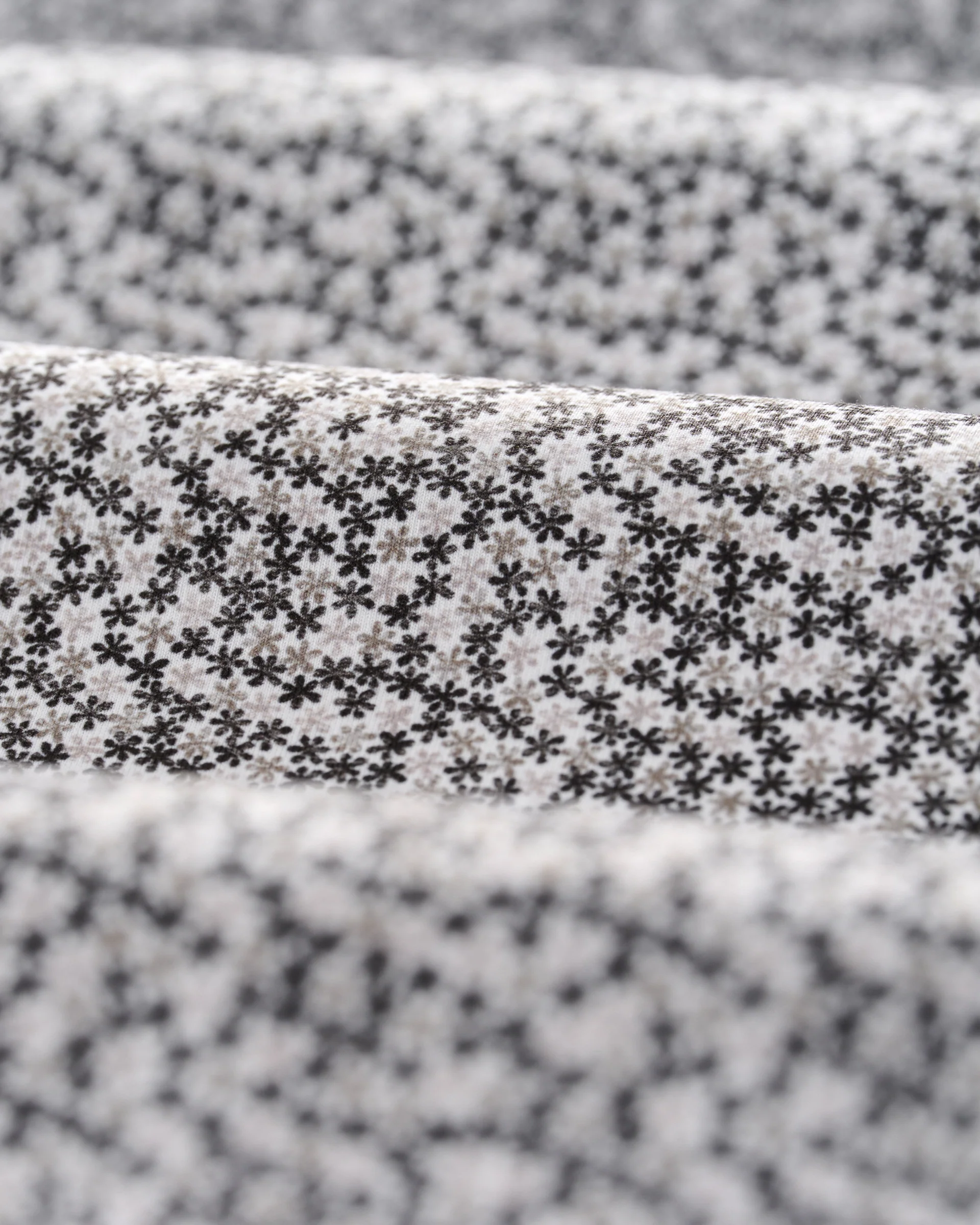 Performance Featherweight Polo - Petals - Image 9