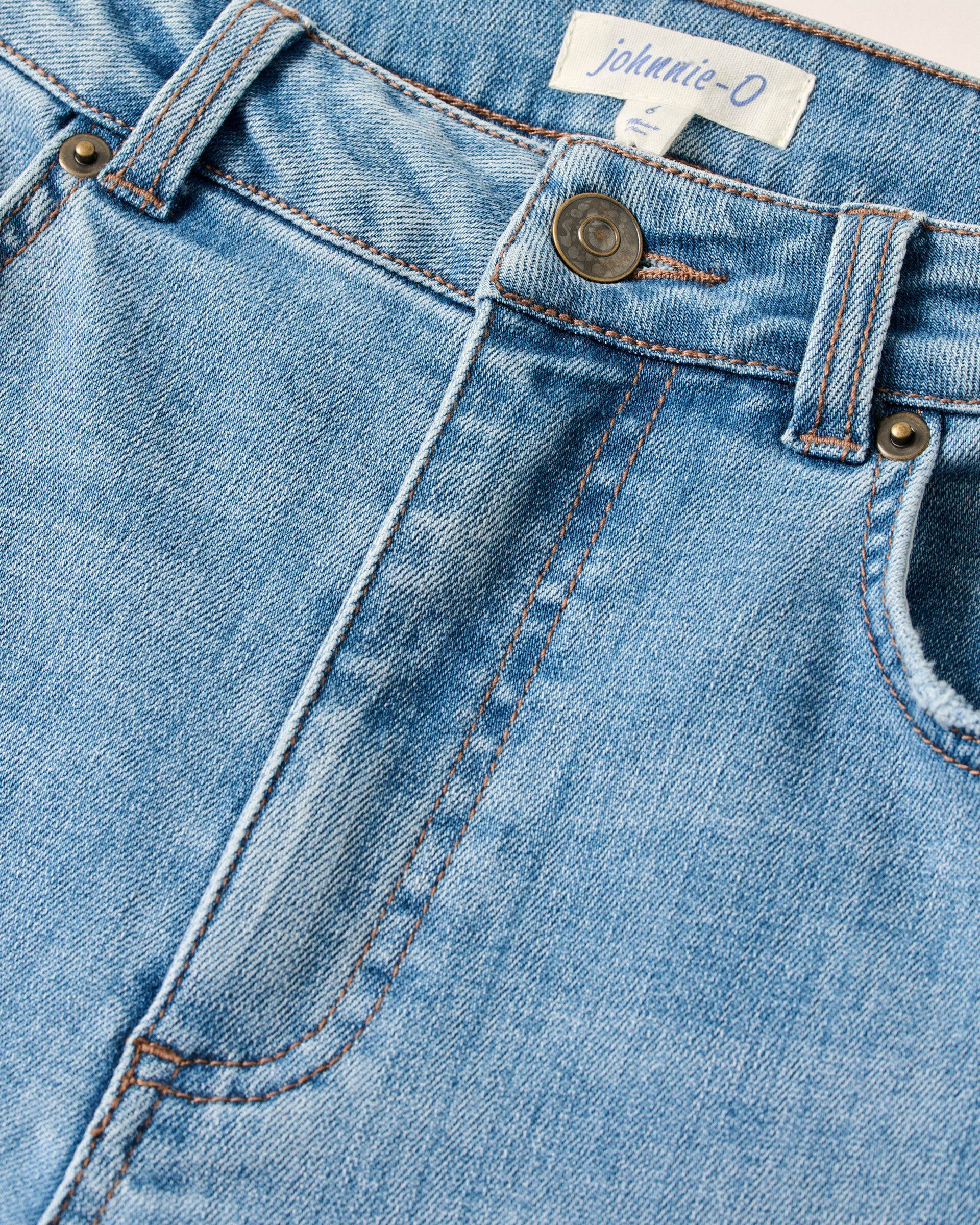 Savanah Light Everyday Wash Jean - Image 20