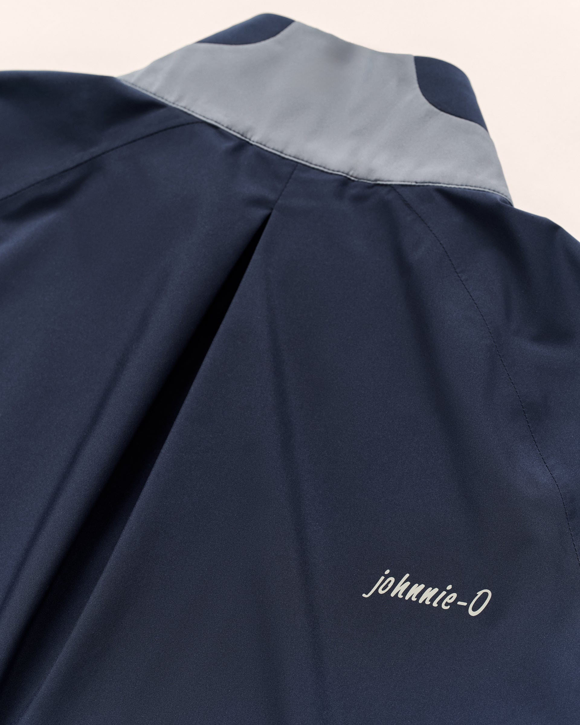 Stealth Stowable Short Sleeve Rain Jacket - Image 11