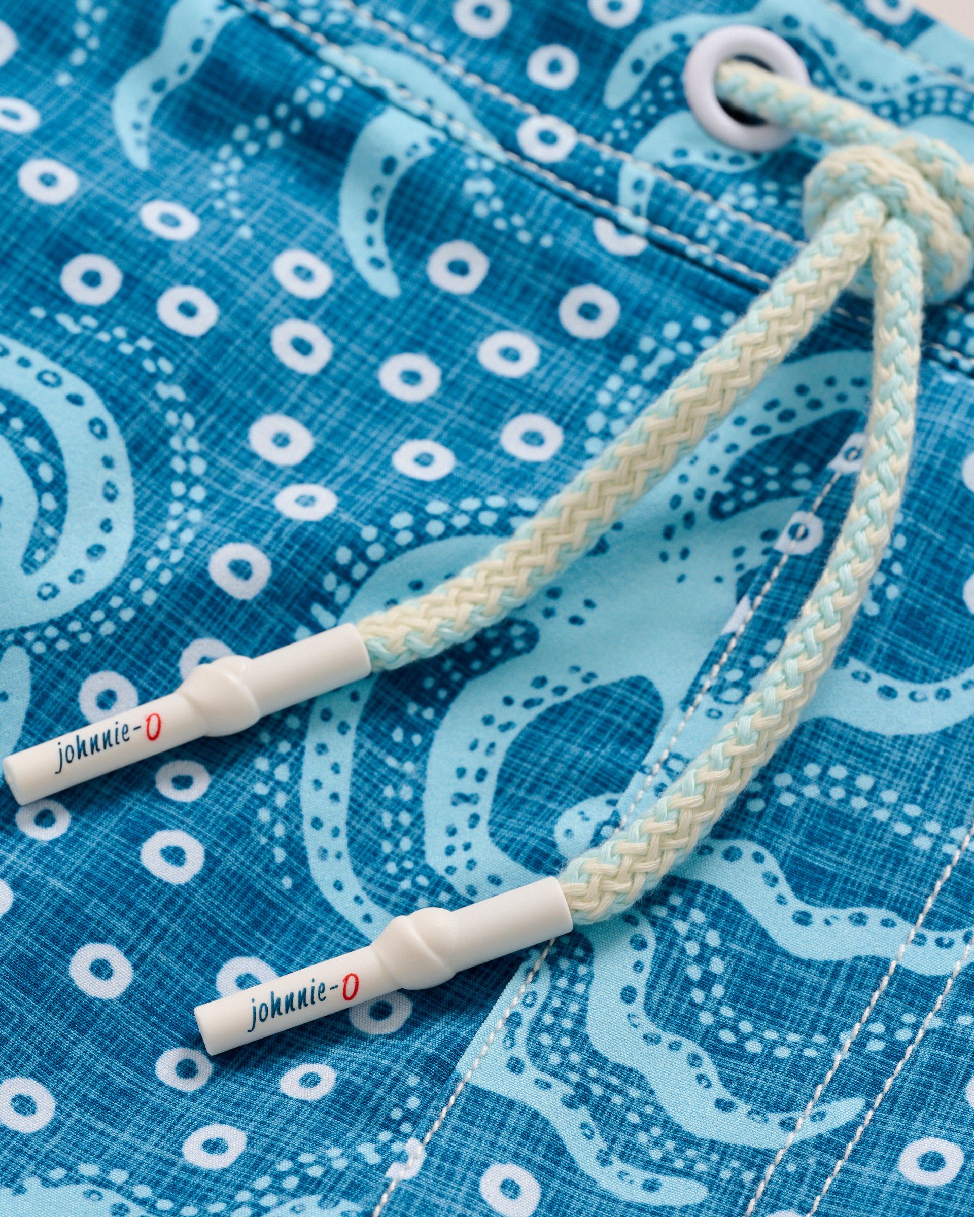 The Half Elastic 7" Surf Shorts - Image 7